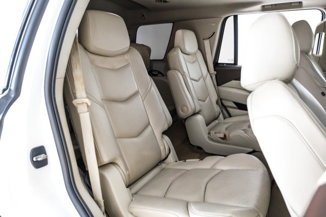 Used 2015 Cadillac Escalade Premium AWD/4WD image 41