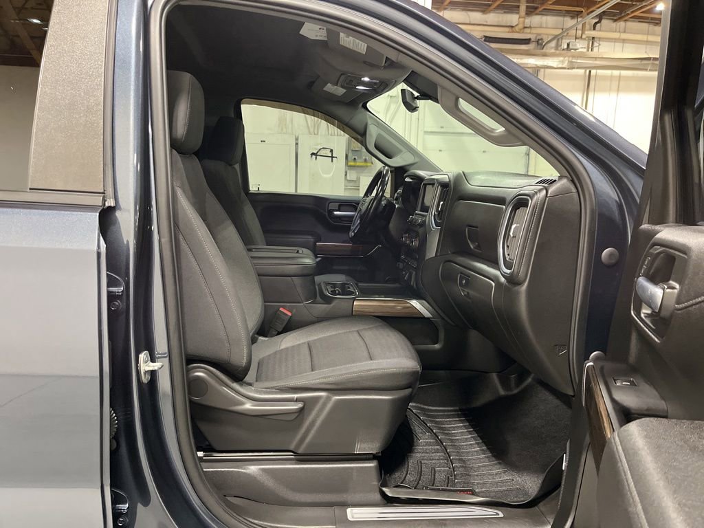 Used 2021 Chevrolet Silverado 1500 LT Trail Boss w/ Convenience Package II image 29