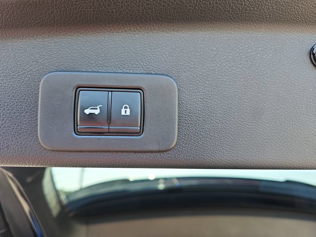 Used 2025 Nissan Murano SL w/ Cargo Package AWD/4WD image 37