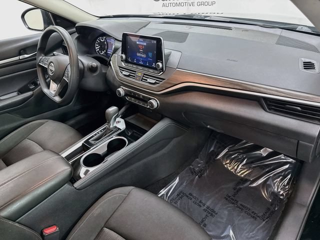 Used 2023 Nissan Altima 2.5 SV FWD image 26
