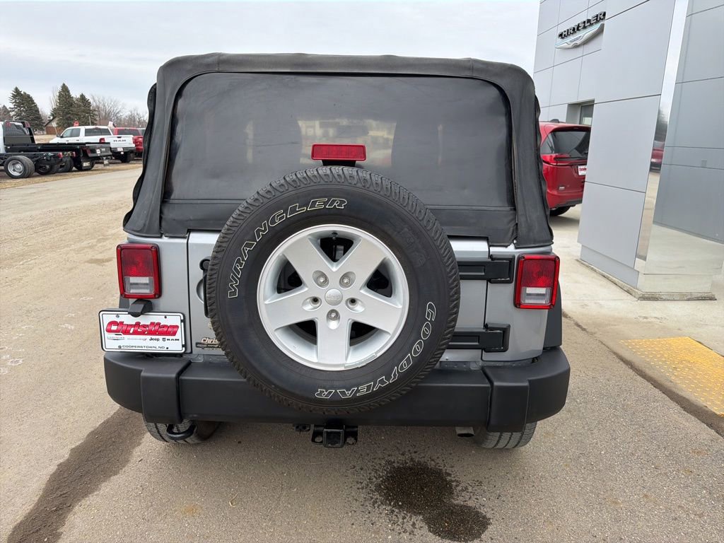 Used 2018 Jeep Wrangler Sport image 7