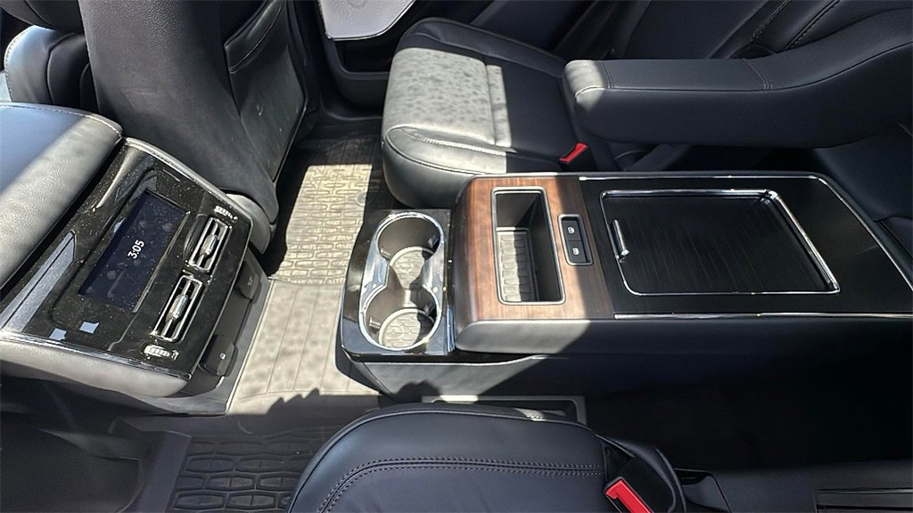 New 2025 Lincoln Aviator Reserve w/ Equipment Group 201A image 17