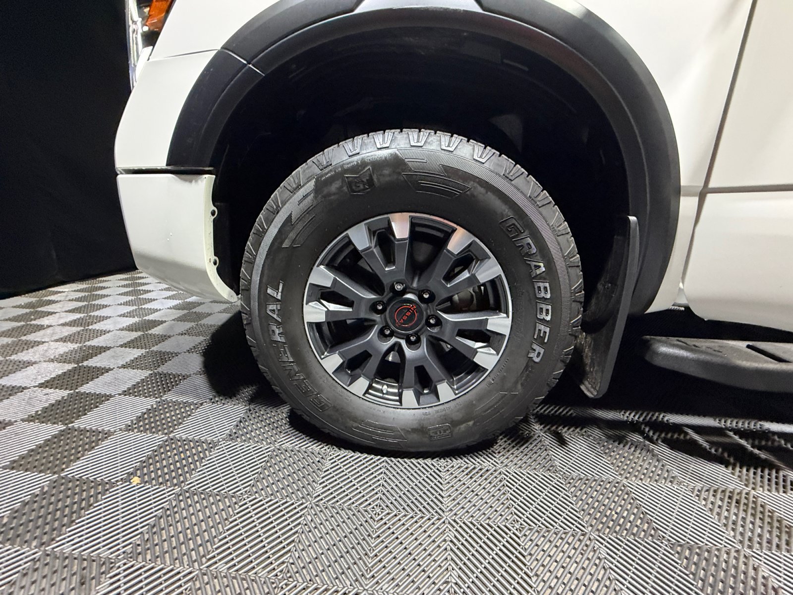 Certified 2024 Nissan Titan PRO-4X w/ Off Road Protection Package AWD/4WD image 26