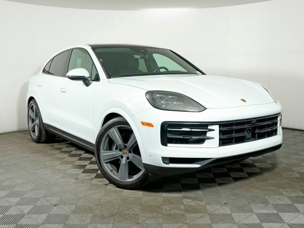 Certified 2024 Porsche Cayenne Coupe AWD/4WD image 9