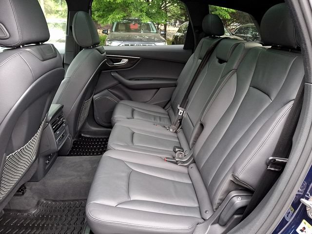 Used 2023 Audi Q7 2.0T Premium w/ Convenience Package AWD/4WD image 10