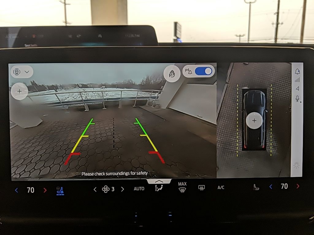 Certified 2025 Ford Expedition Max Platinum image 24