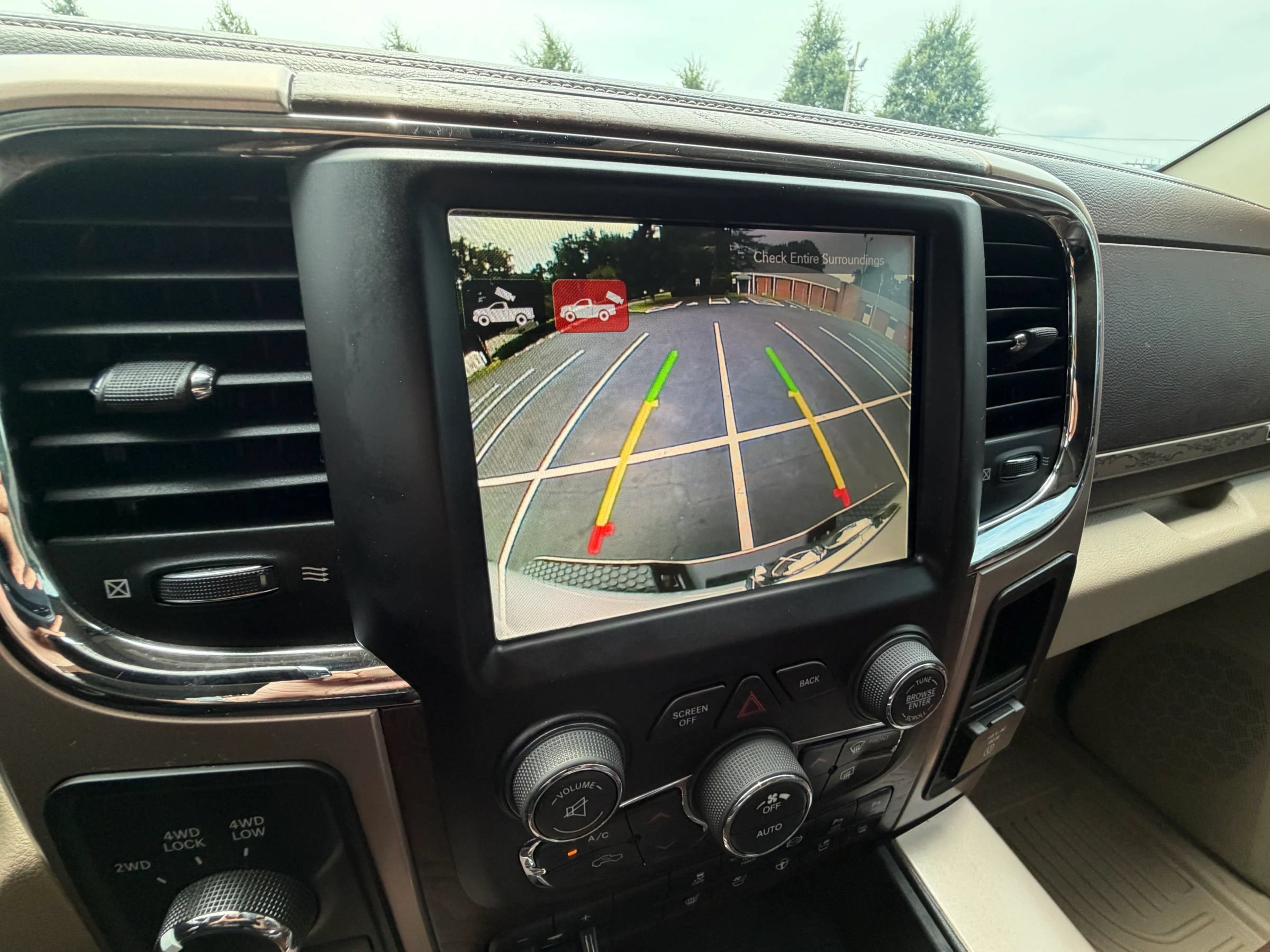 Used 2017 RAM 3500 Laramie Longhorn w/ Convenience Group AWD/4WD image 28