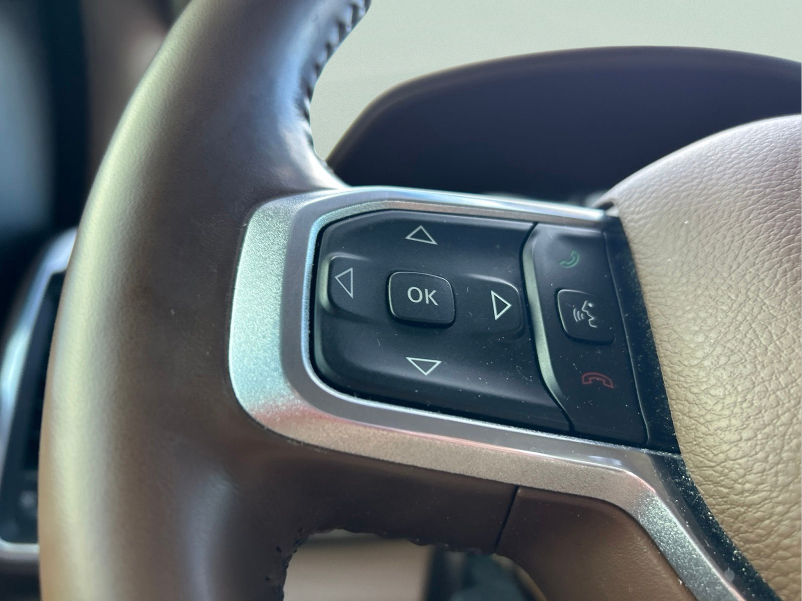 Used 2021 RAM 1500 Laramie RWD image 14