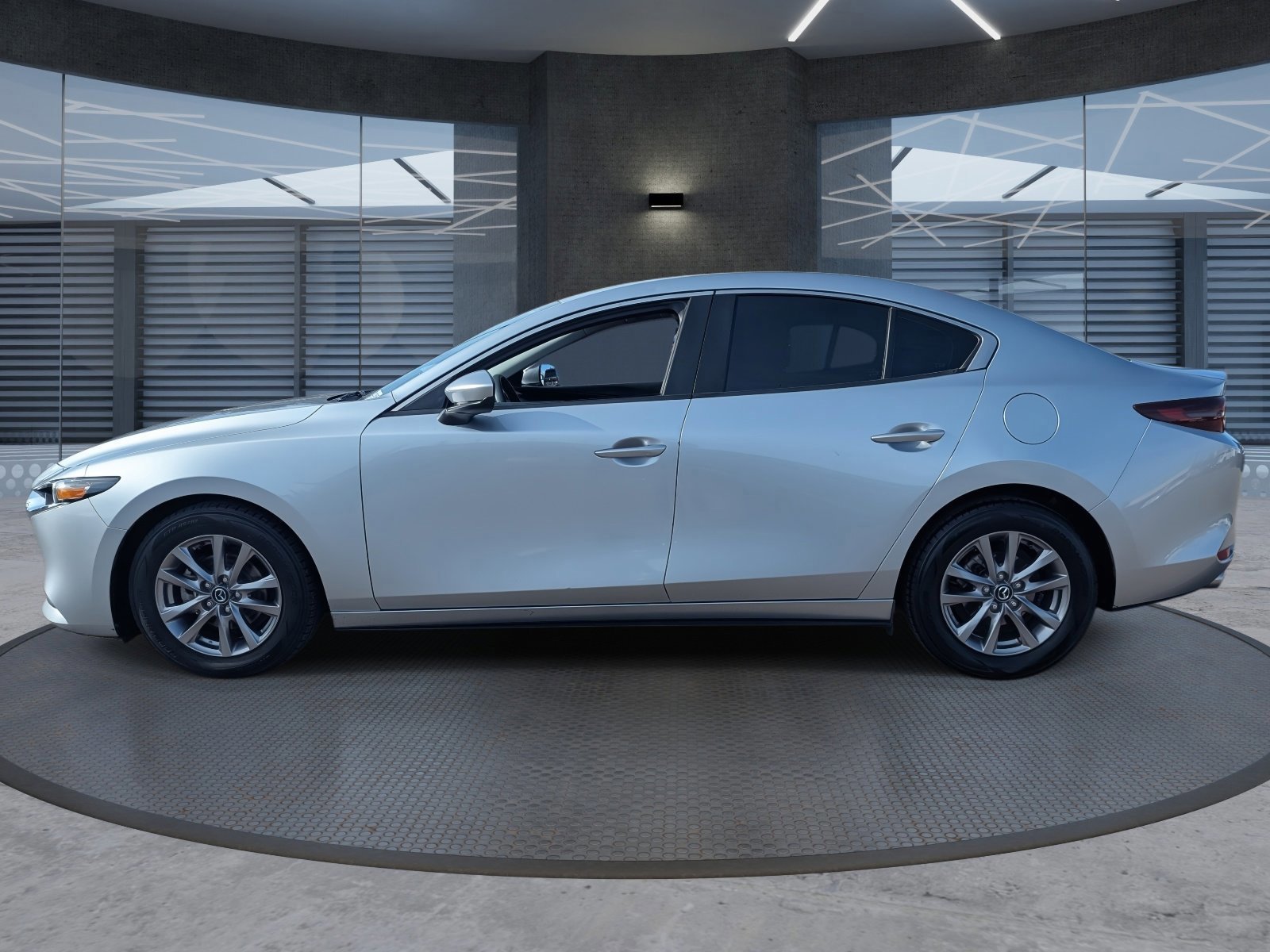 Used 2020 MAZDA MAZDA3 Sedan image 3