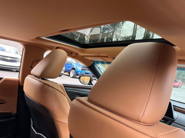 Used 2024 Lexus ES 350 350 image 32