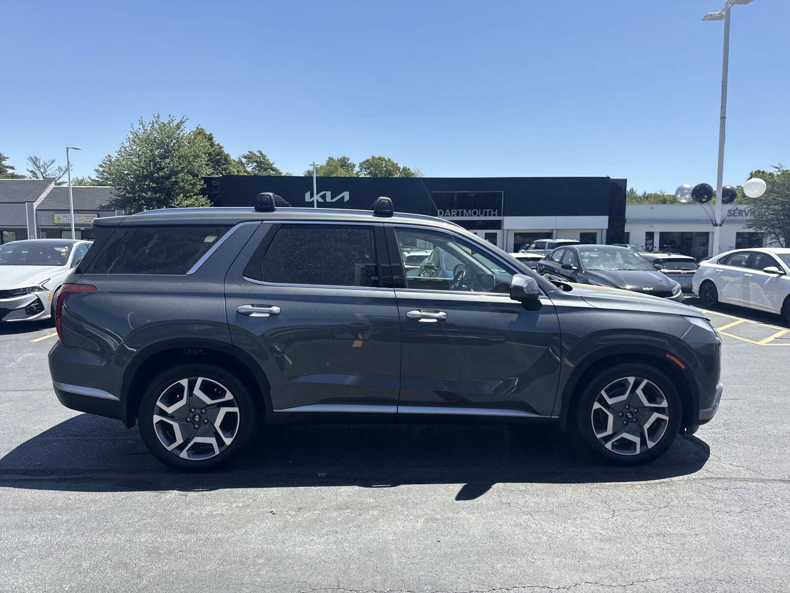 Used 2024 Hyundai Palisade SEL w/ Premium Package AWD/4WD image 9