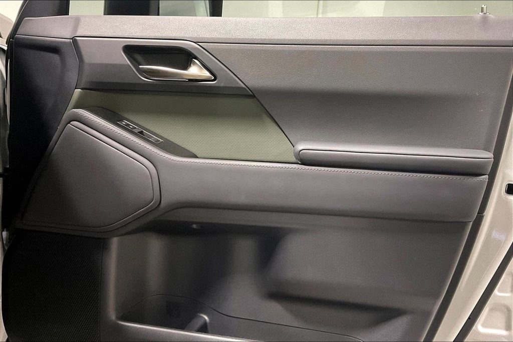 Used 2025 Lexus GX 550 image 23