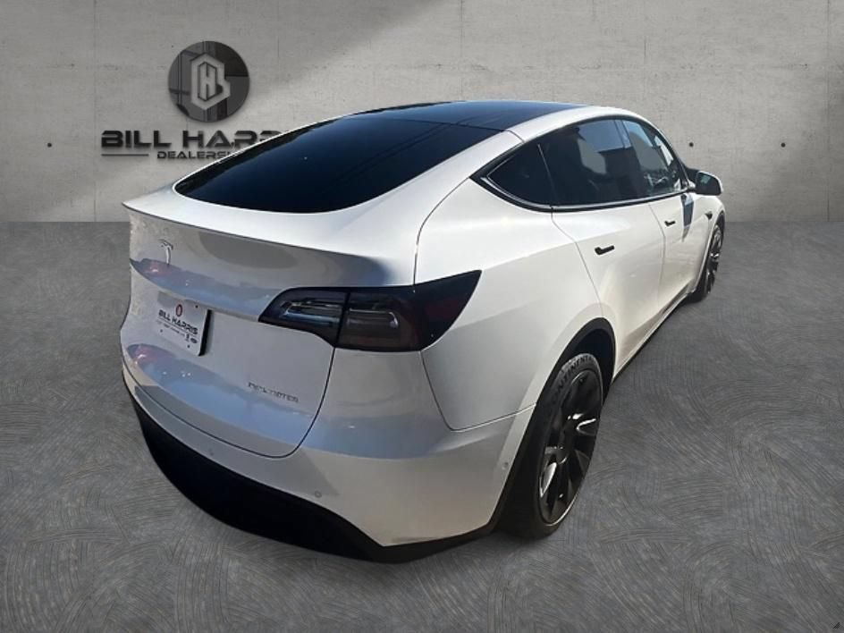 Used 2021 Tesla Model Y Long Range AWD/4WD image 6