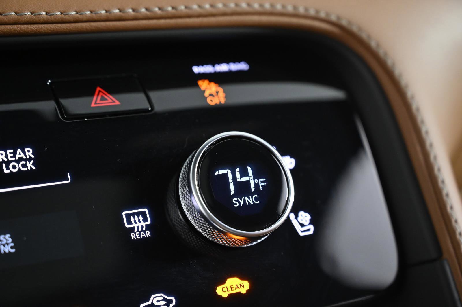 Used 2026 INFINITI QX60 Autograph w/ Dark Cargo Package image 19