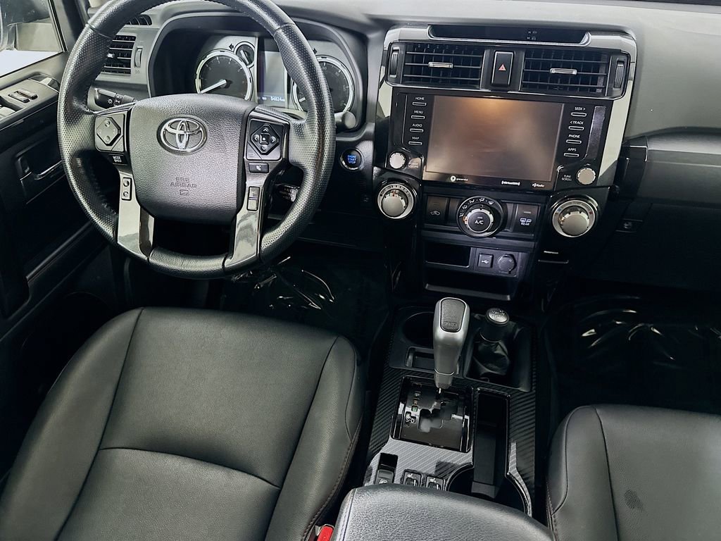 Used 2024 Toyota 4Runner TRD Off-Road Premium AWD/4WD image 17