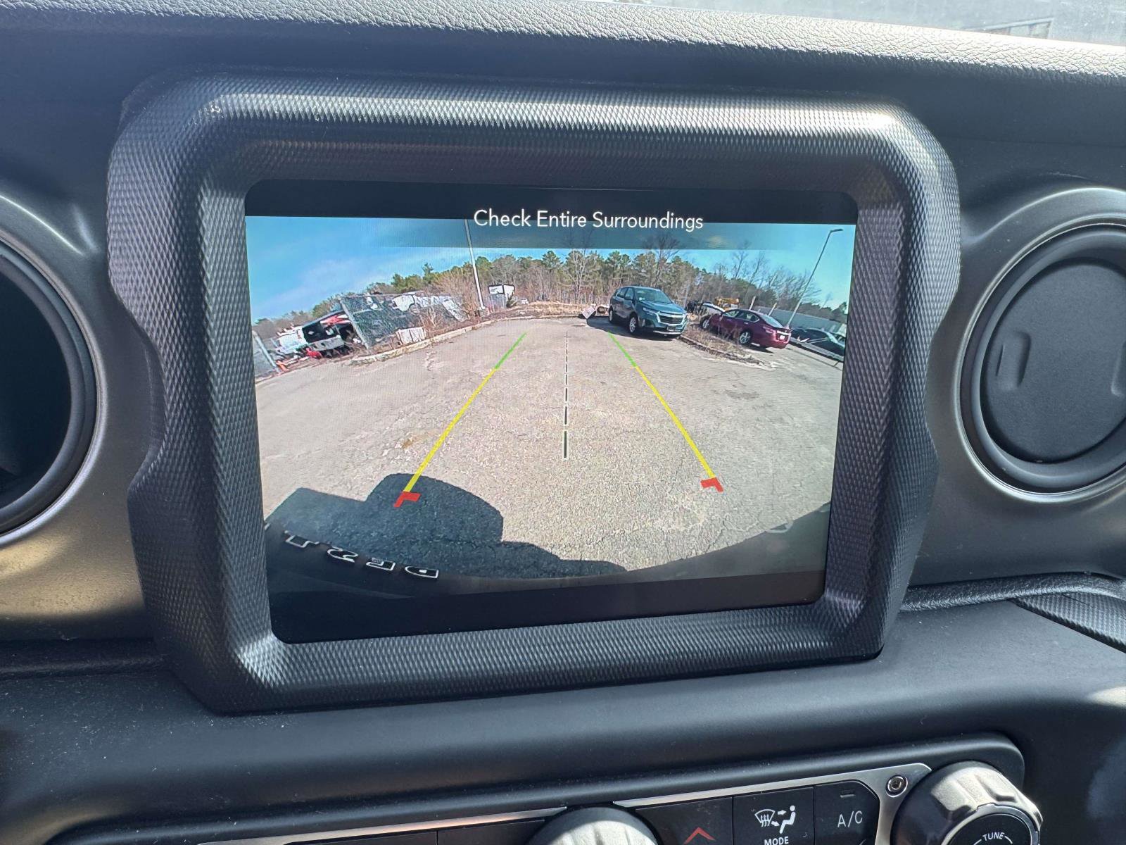 Used 2023 Jeep Wrangler Unlimited w/ 8.4" Radio Group image 25