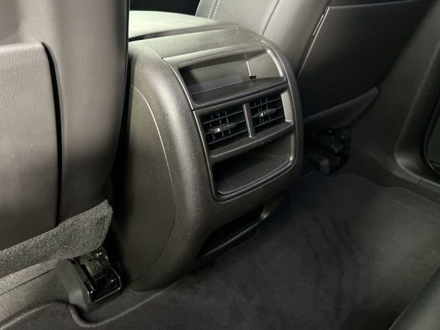Certified 2024 Cadillac XT5 Premium Luxury w/ Technology Package FWD image 22
