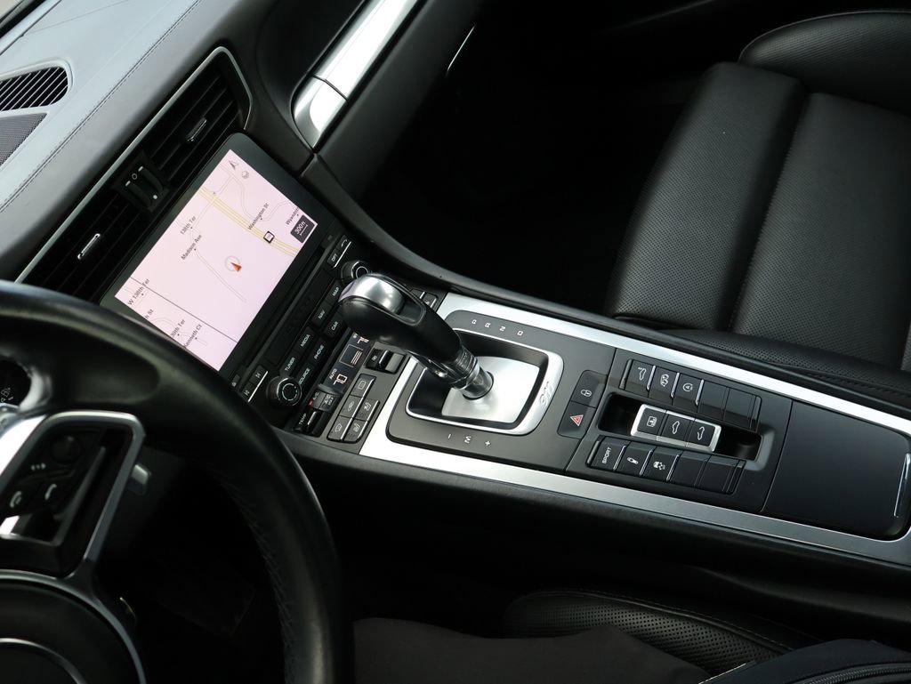 Used 2017 Porsche 911 Carrera 4S image 19