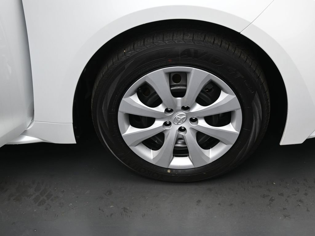 Certified 2026 Toyota Corolla LE FWD image 35