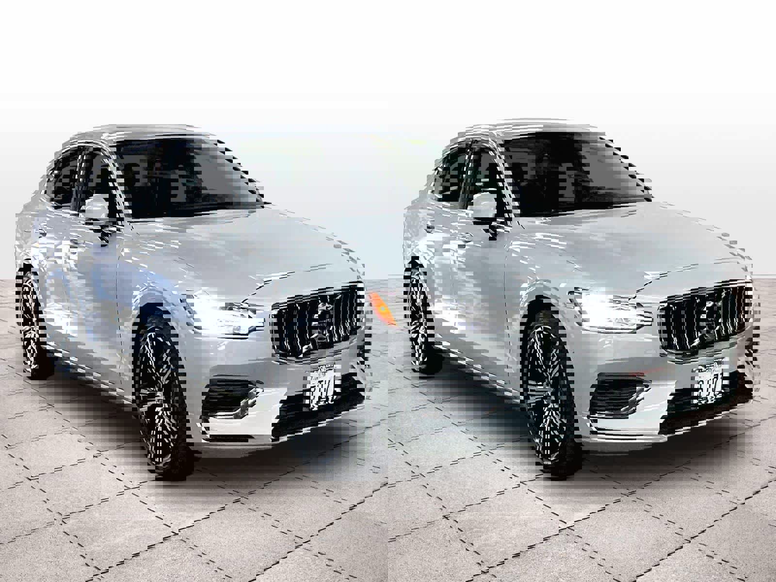 Used 2021 Volvo S60 T8 Inscription image 2