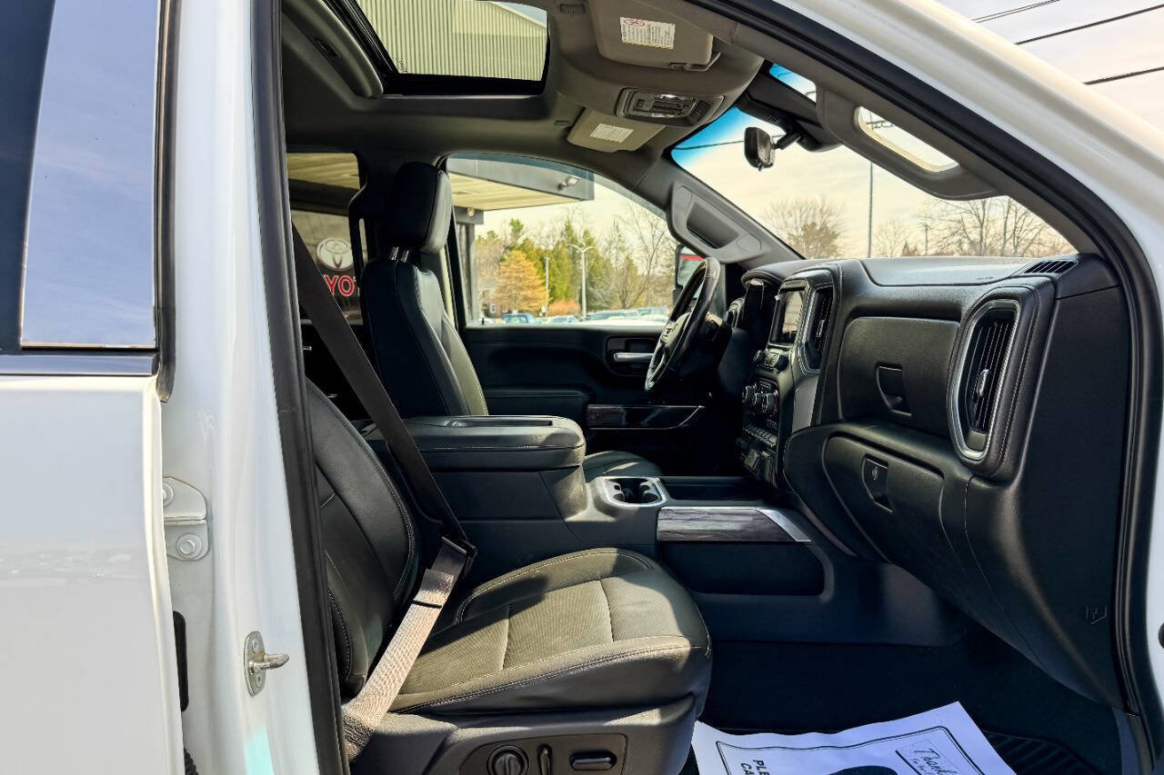 Used 2020 Chevrolet Silverado 3500 LTZ w/ LTZ Plus Package image 15