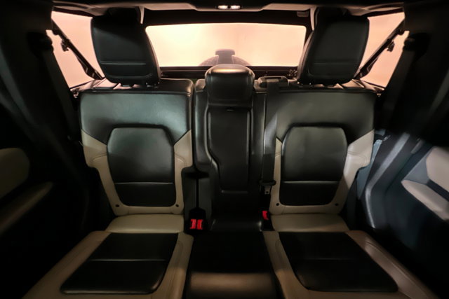Used 2023 Ford Bronco Wildtrak image 24