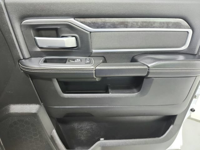 Used 2024 RAM 2500 Big Horn AWD/4WD image 37