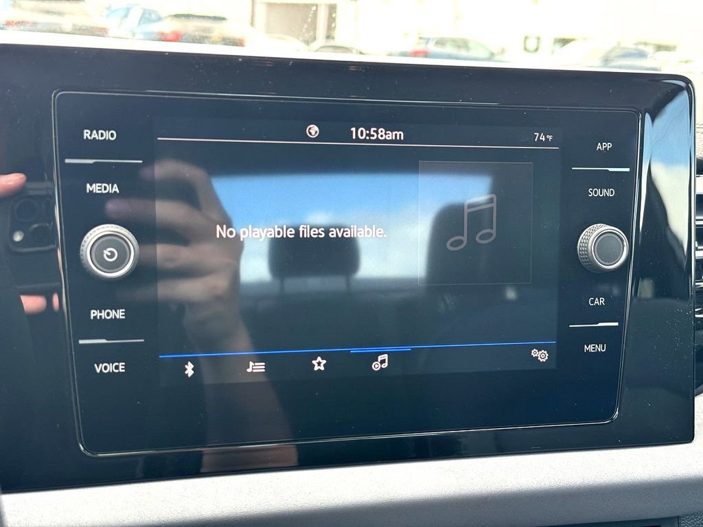 Certified 2025 Volkswagen Jetta SE image 23