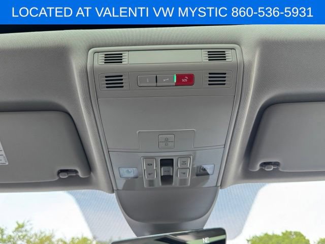 Certified 2023 Volkswagen Taos SEL AWD/4WD image 17
