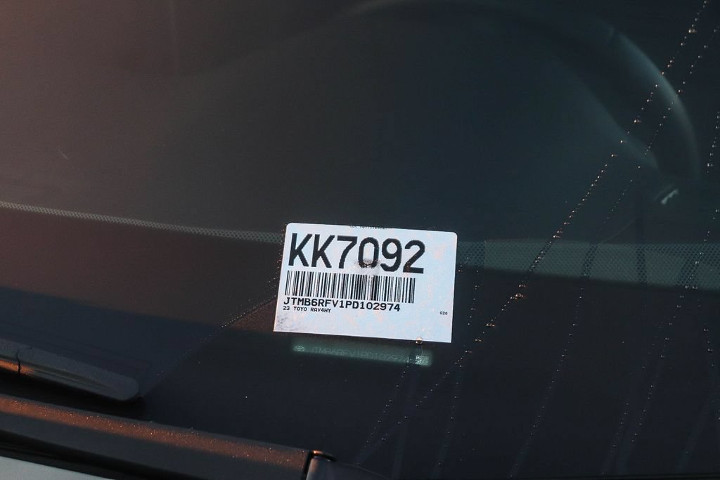 Used 2023 Toyota RAV4 XLE Premium AWD/4WD image 31