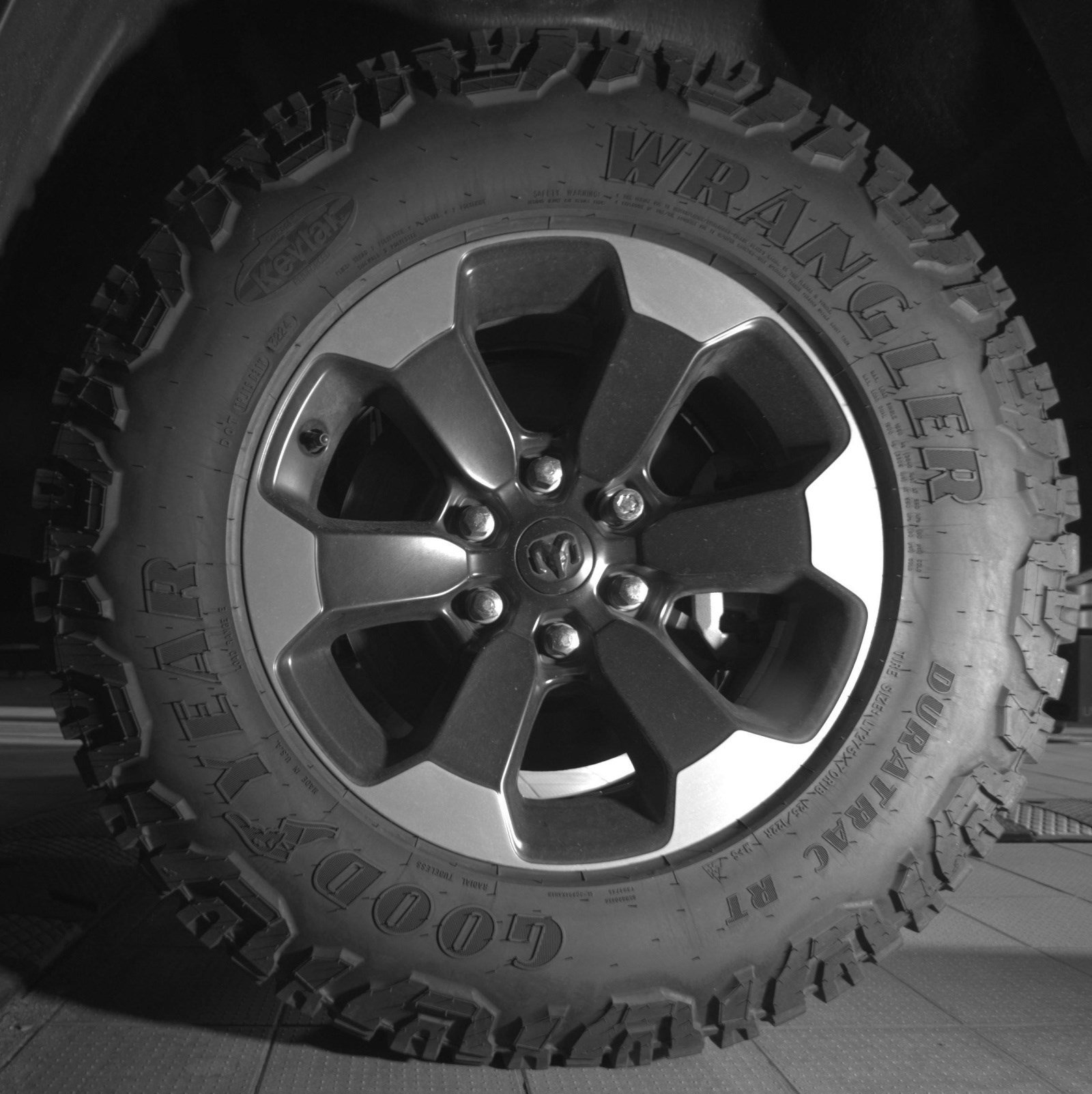 Used 2020 RAM 1500 Rebel w/ Rebel Level 1 Equipment Group AWD/4WD image 13