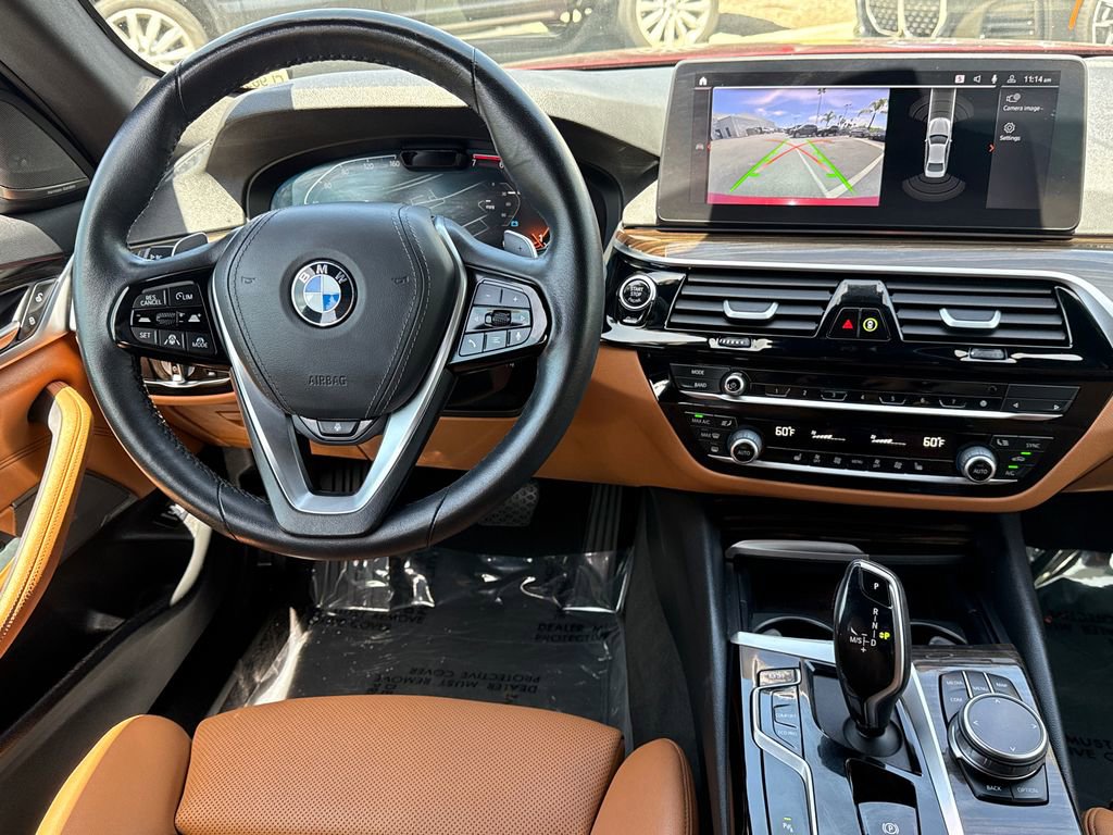 Used 2023 BMW 530i w/ Premium Package RWD image 17