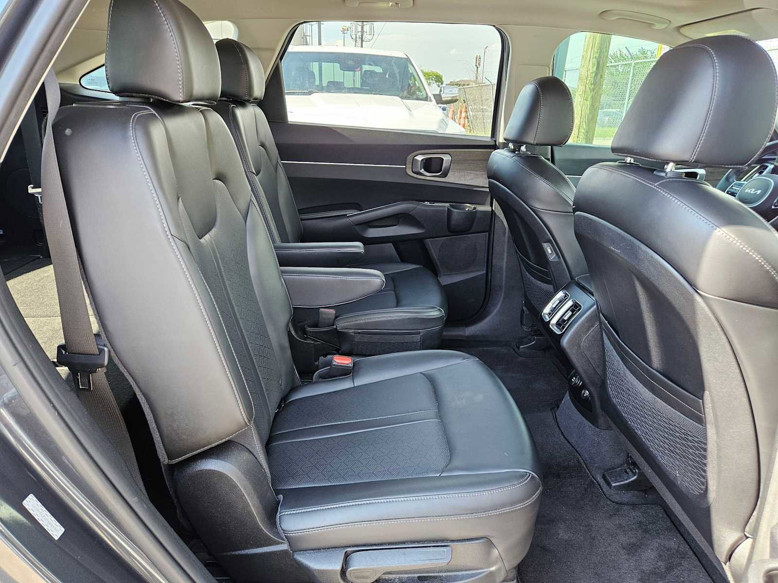 Certified 2023 Kia Sorento X-Line EX AWD/4WD image 16