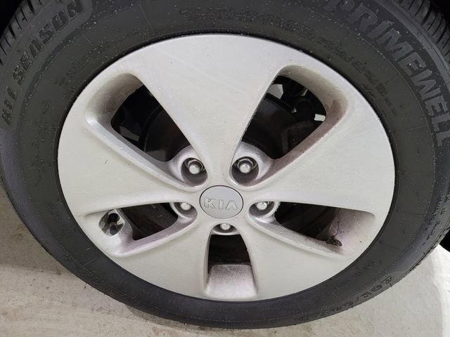 Used 2015 Kia Soul Base image 17