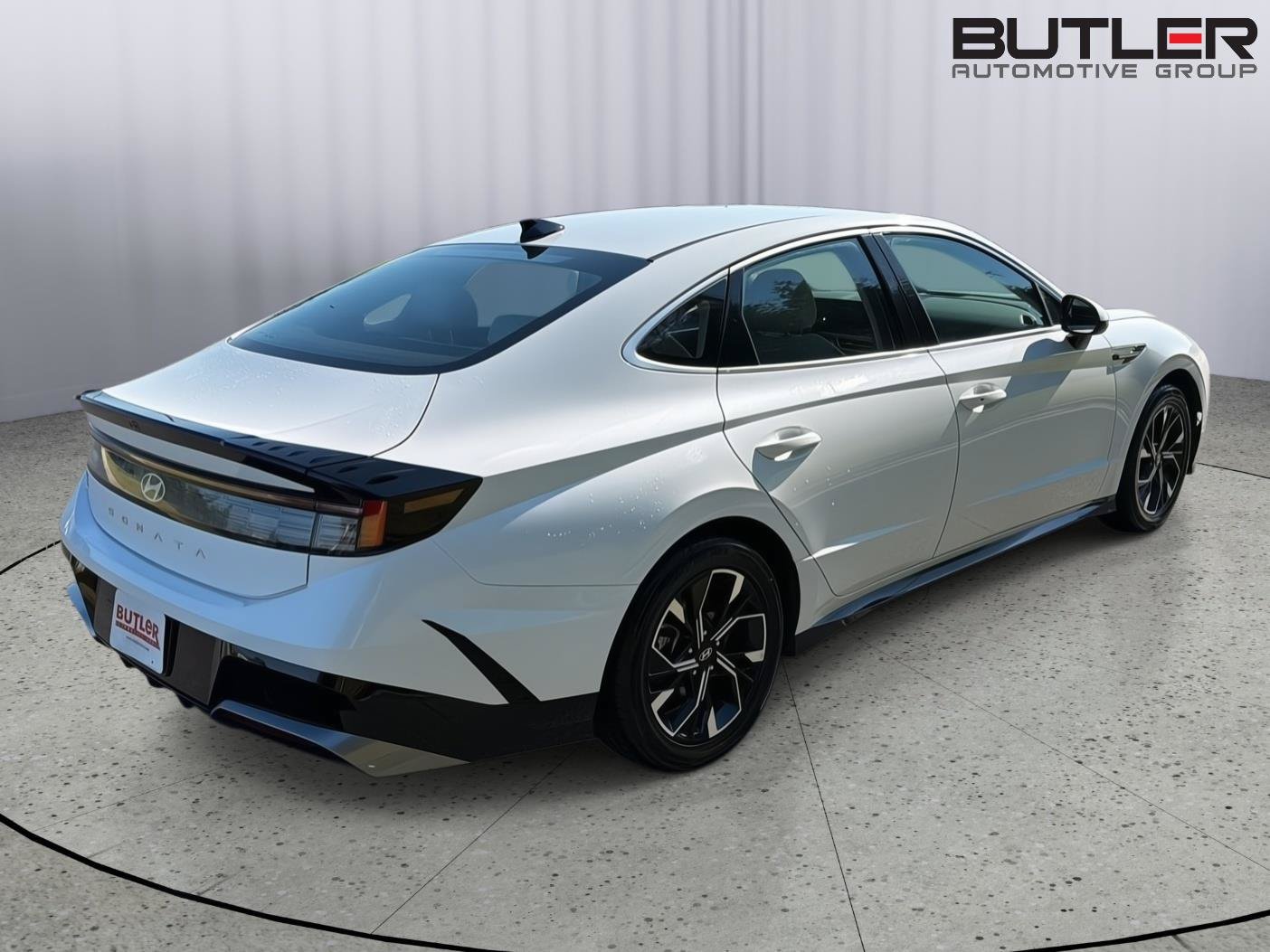 Used 2025 Hyundai Sonata SEL FWD image 6