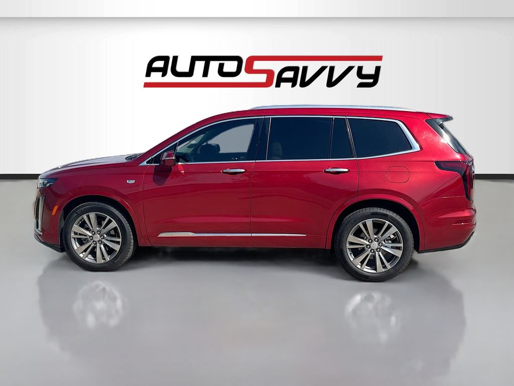 Used 2025 Cadillac XT6 Premium Luxury FWD image 4