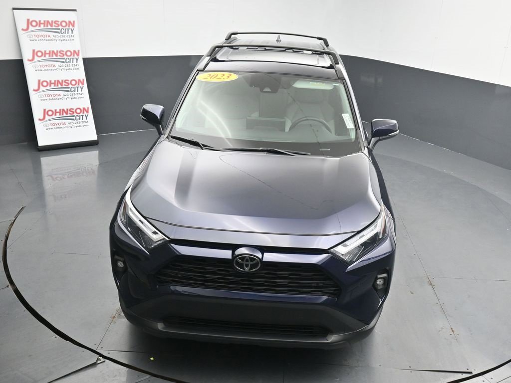 Used 2023 Toyota RAV4 XLE Premium image 27