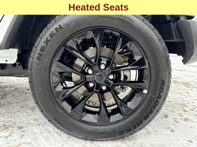 Used 2025 Jeep Wrangler Unlimited Sahara w/ Safety Group image 9