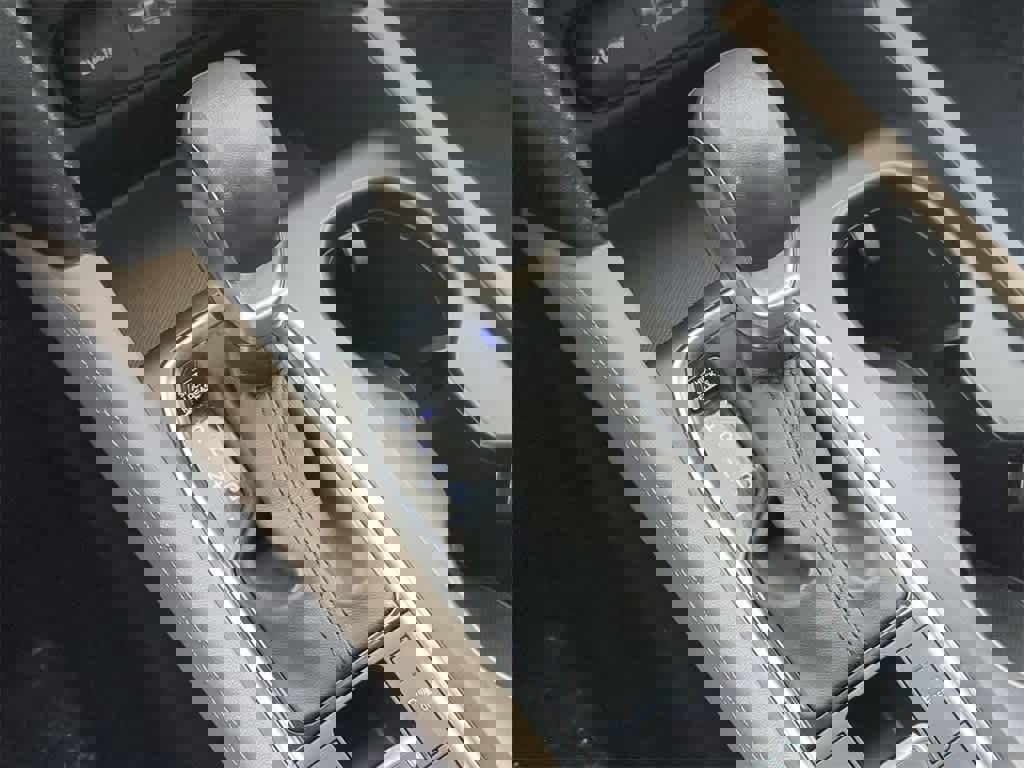 Used 2019 Hyundai Santa Fe Limited image 31