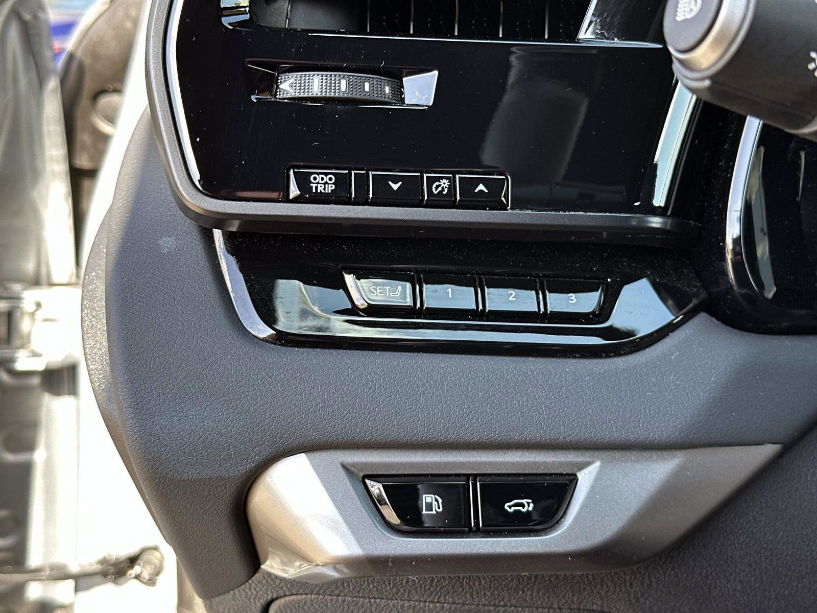 Used 2024 Lexus RX 350 image 33