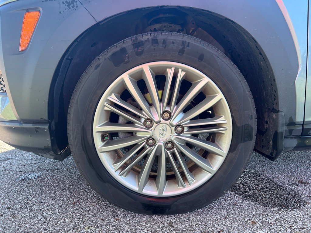 Used 2019 Hyundai Kona SEL w/ SEL Tech Package 02 FWD image 11