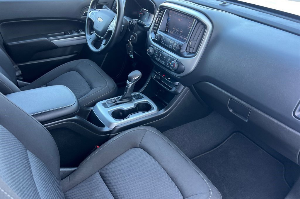 Certified 2022 Chevrolet Colorado LT w/ LT Convenience Package image 12