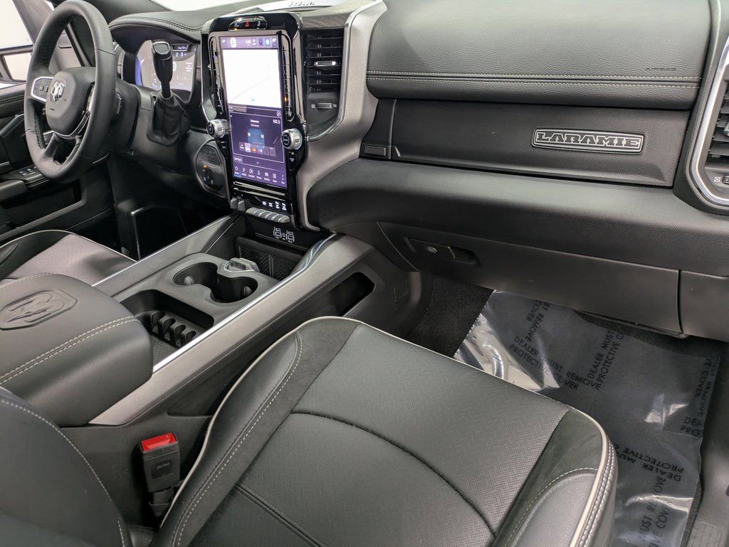 Used 2025 RAM 2500 Laramie w/ Night Edition image 29