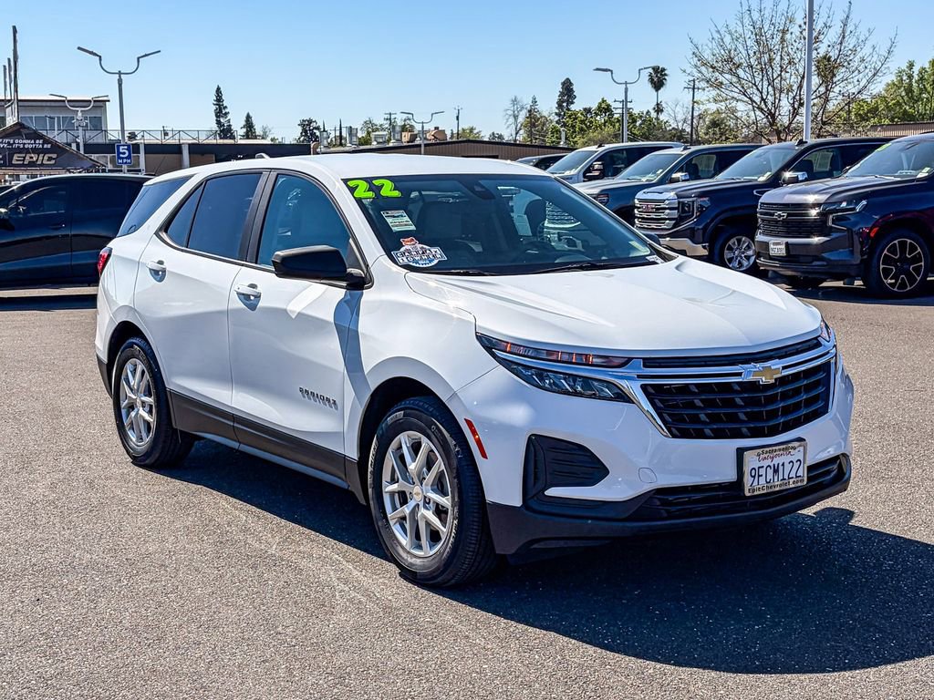 Used 2022 Chevrolet Equinox LS w/ LS Convenience Package image 5