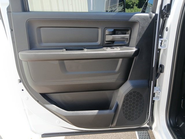 New 2027 RAM 4500 Tradesman w/ Chrome Appearance Group AWD/4WD image 16