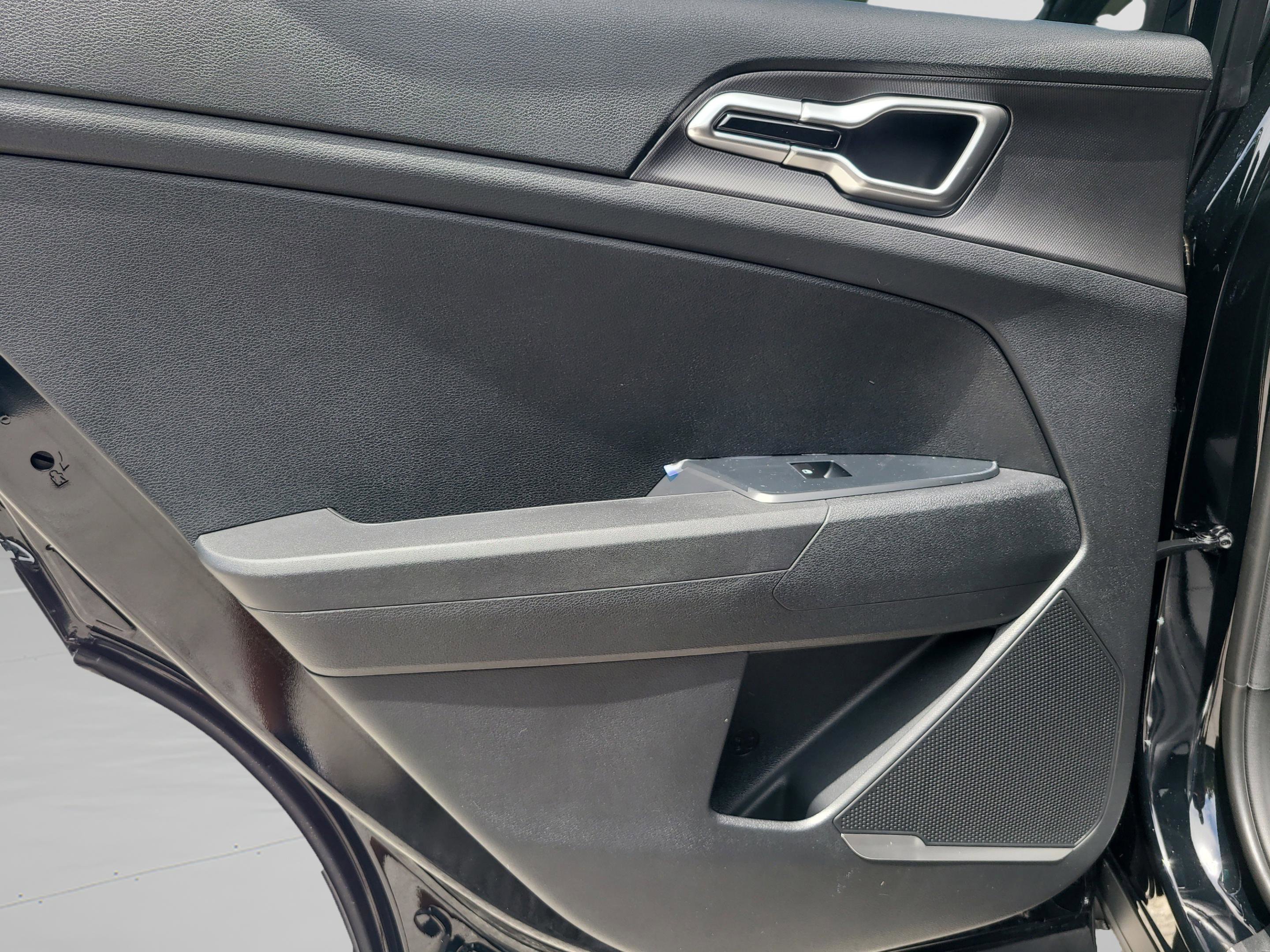 New 2026 Kia Sportage LX image 27