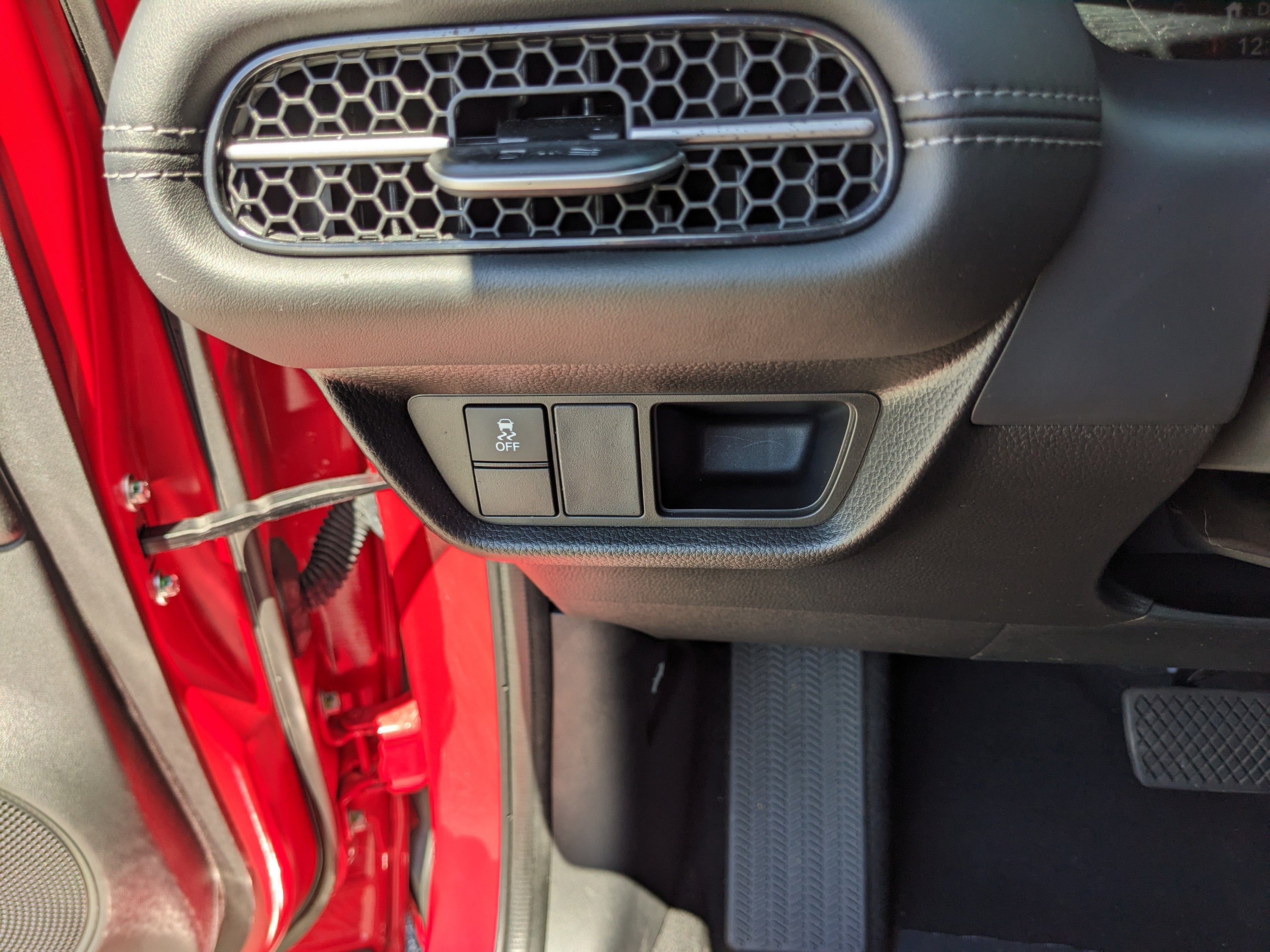 Used 2024 Honda HR-V EX-L image 32