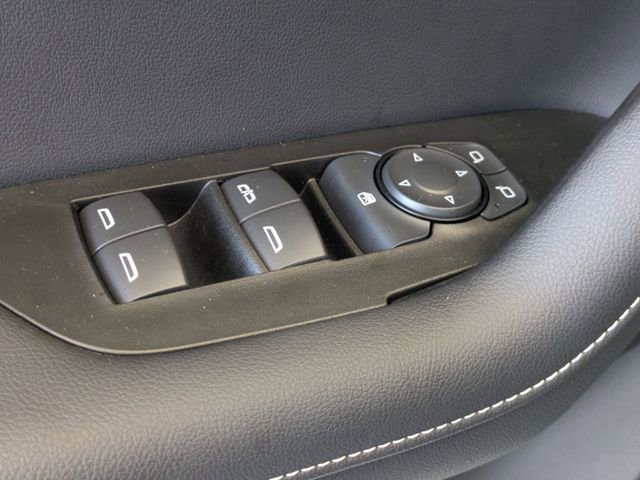 New 2025 Chevrolet Blazer LT w/ Convenience Package image 9