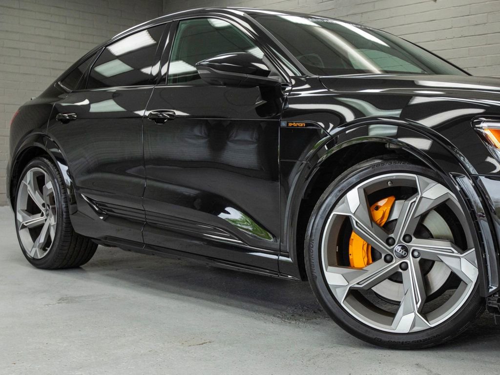 Used 2023 Audi e-tron S Prestige w/ Prestige Package AWD/4WD image 7