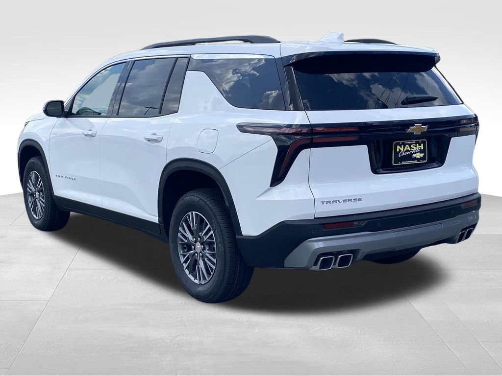 New 2026 Chevrolet Traverse LT w/ LPO, Floor Liner Package image 5